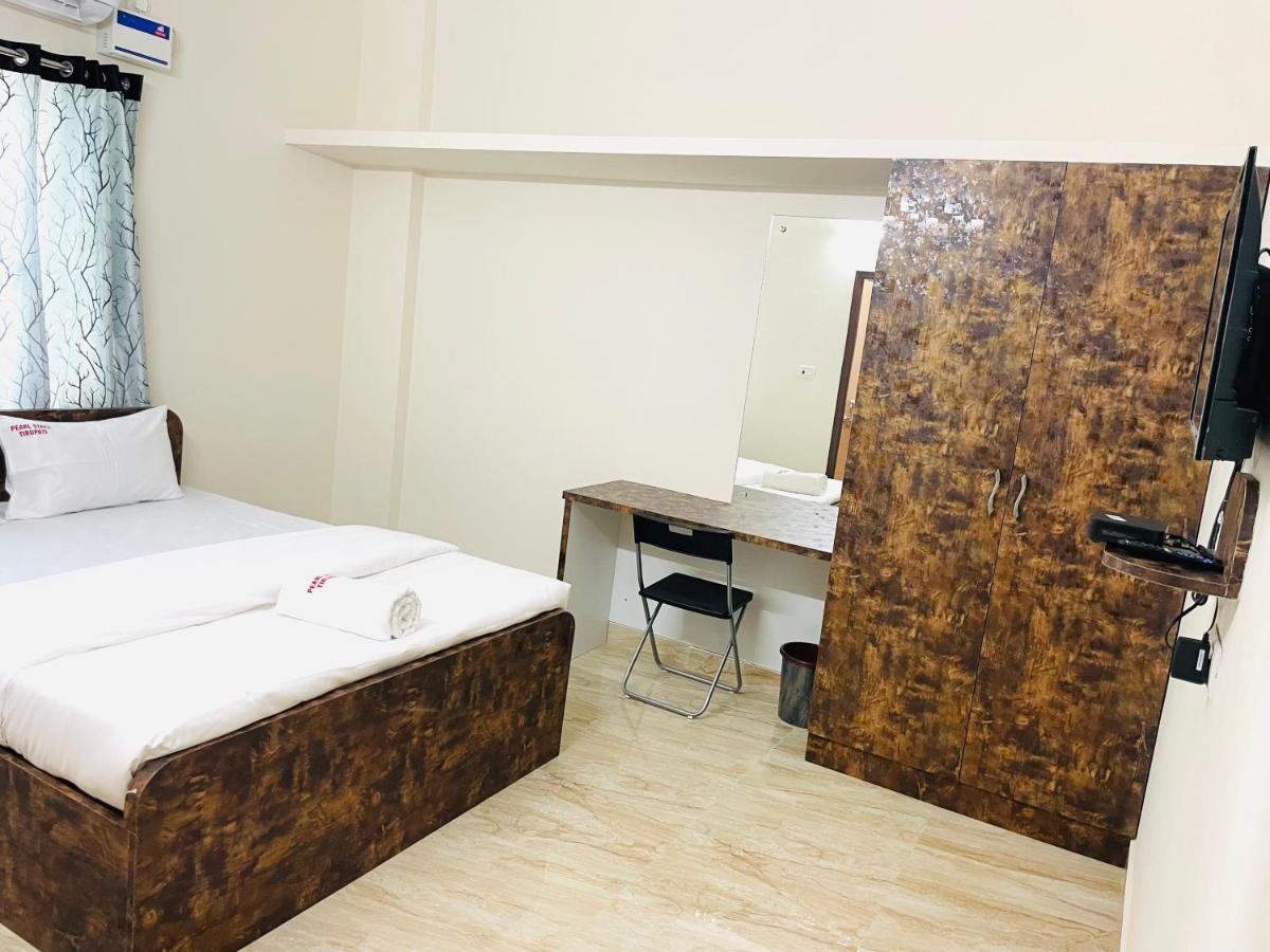 Lsr Service Apartments Tirupati Eksteriør billede